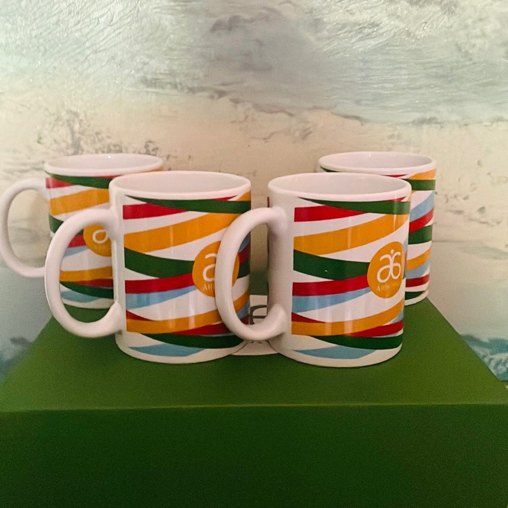 ARBONNE logo’d NVP 4 piece mug set holiday gift EUC